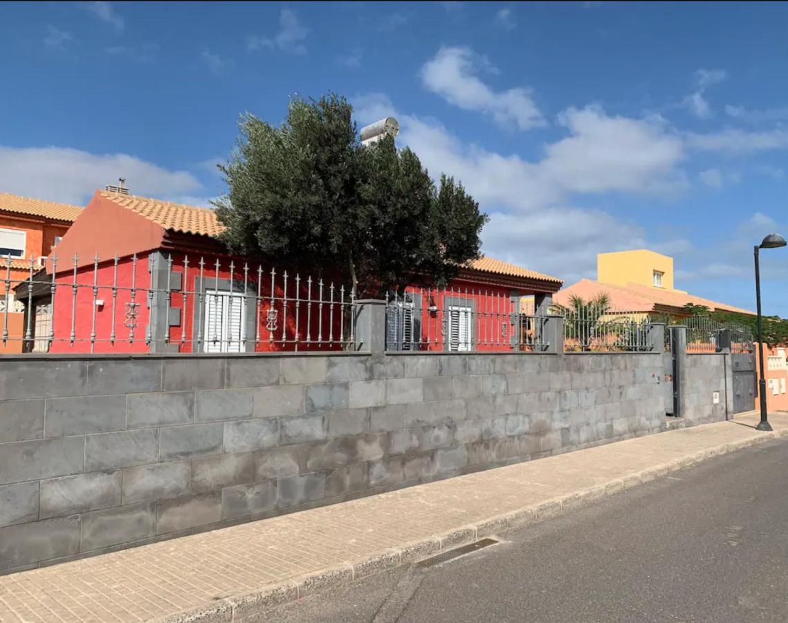 Casa Madriu, Villa De Lujo En Zona Residencial Corralejo Eksteriør billede