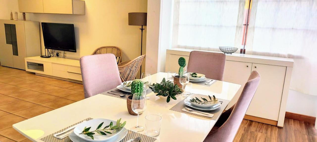 Casa Madriu, Villa De Lujo En Zona Residencial Corralejo Eksteriør billede